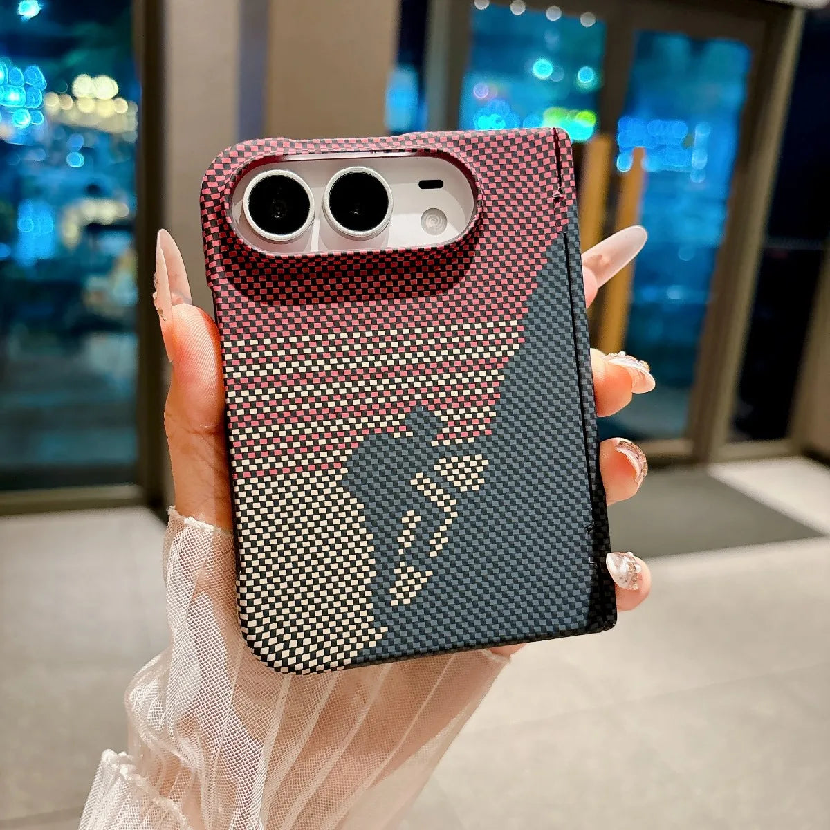 Carbon Fiber Magnetic Phone Case for iPhone Duo – MagSafe Compatible, Hinge Protection